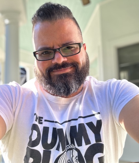 Jimmy Vee in a Dummy Blog shirt